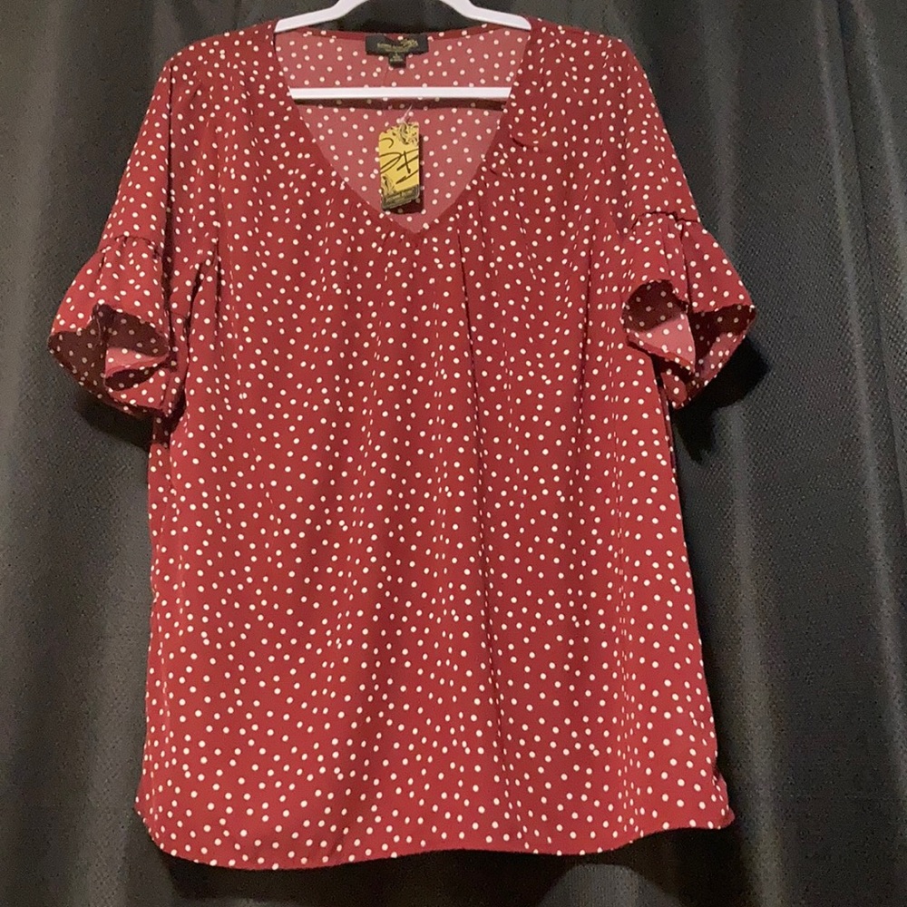 NWT - SUZANNE BETRO SIGNATURE - Red Polka Dot Blouse with Ruffled Sleeves